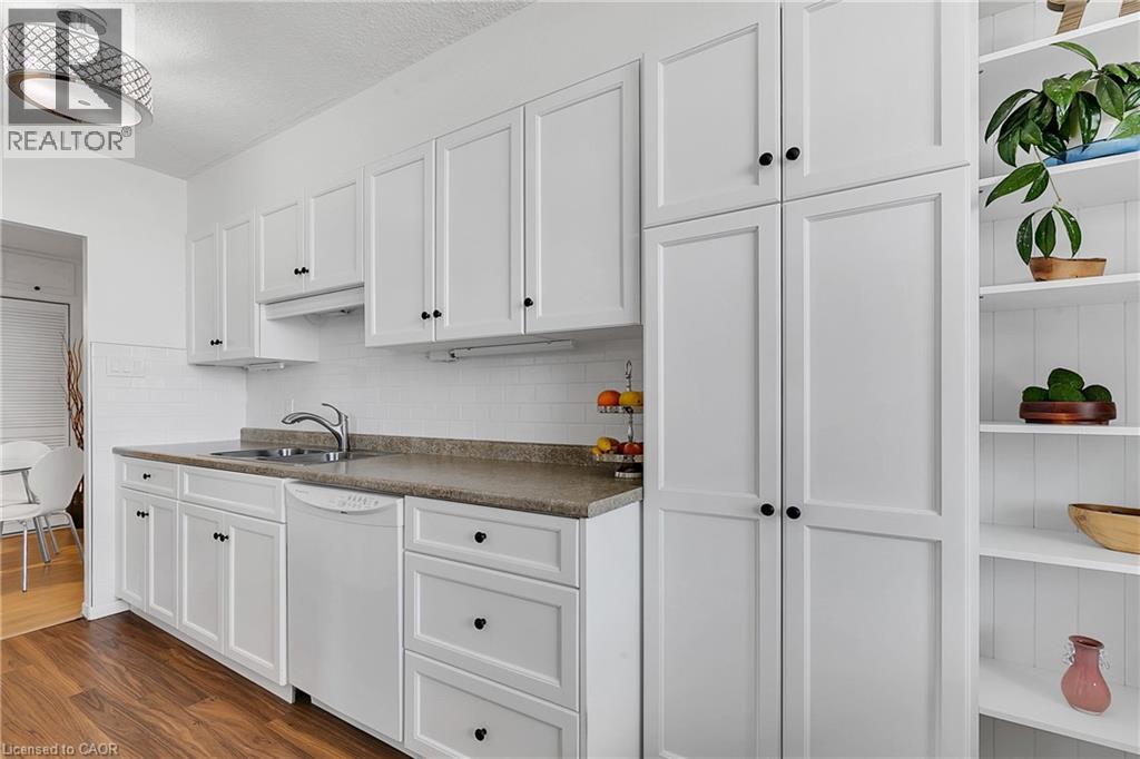 Photo 24 of 81 Church Street Unit 702, Kitchener ON