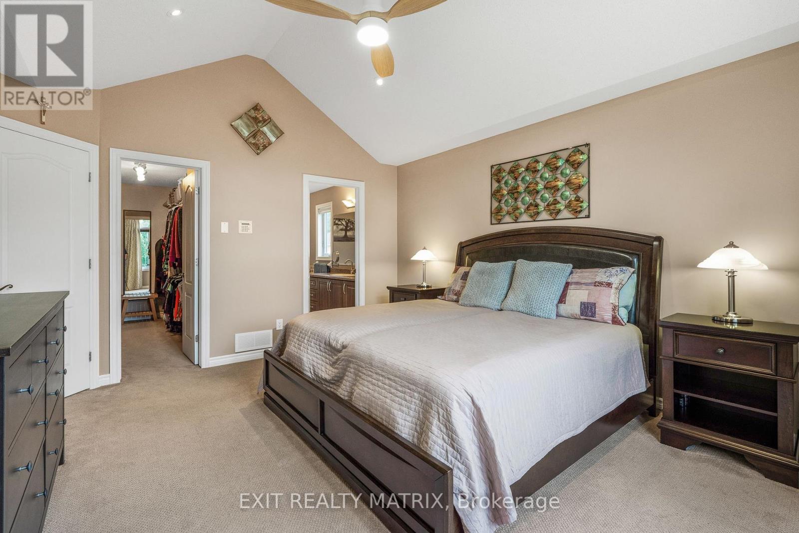 Photo 30 of 23 Cobblestone Drive, Russell ON