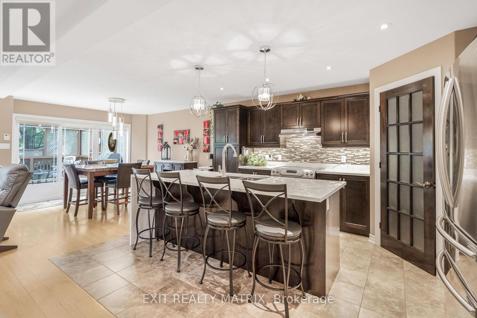 Photo 24 of 23 Cobblestone Drive, Russell ON