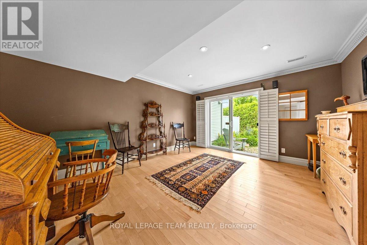 Photo 49 of 14 27 Forsyth Lane, Ottawa ON