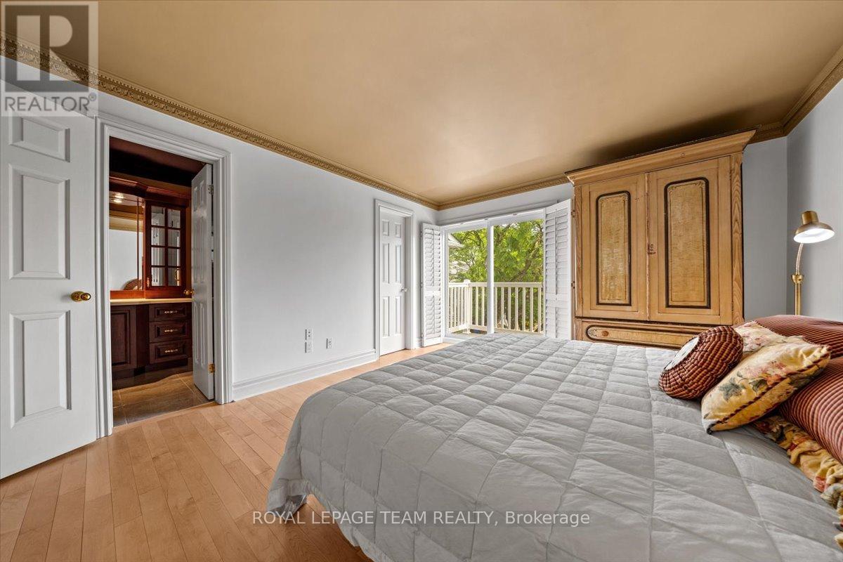 Photo 40 of 14 27 Forsyth Lane, Ottawa ON