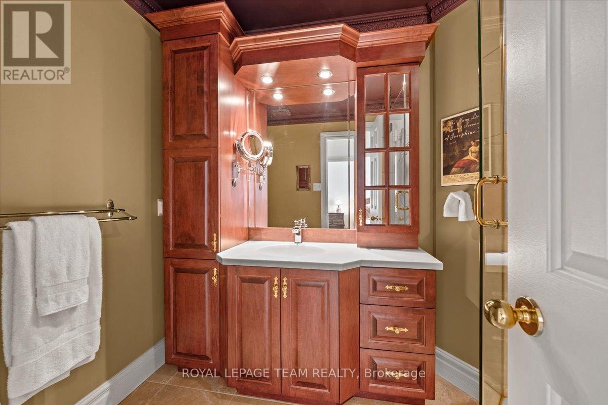 Photo 17 of 14 27 Forsyth Lane, Ottawa ON