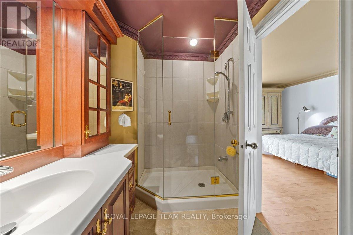 Photo 22 of 14 27 Forsyth Lane, Ottawa ON