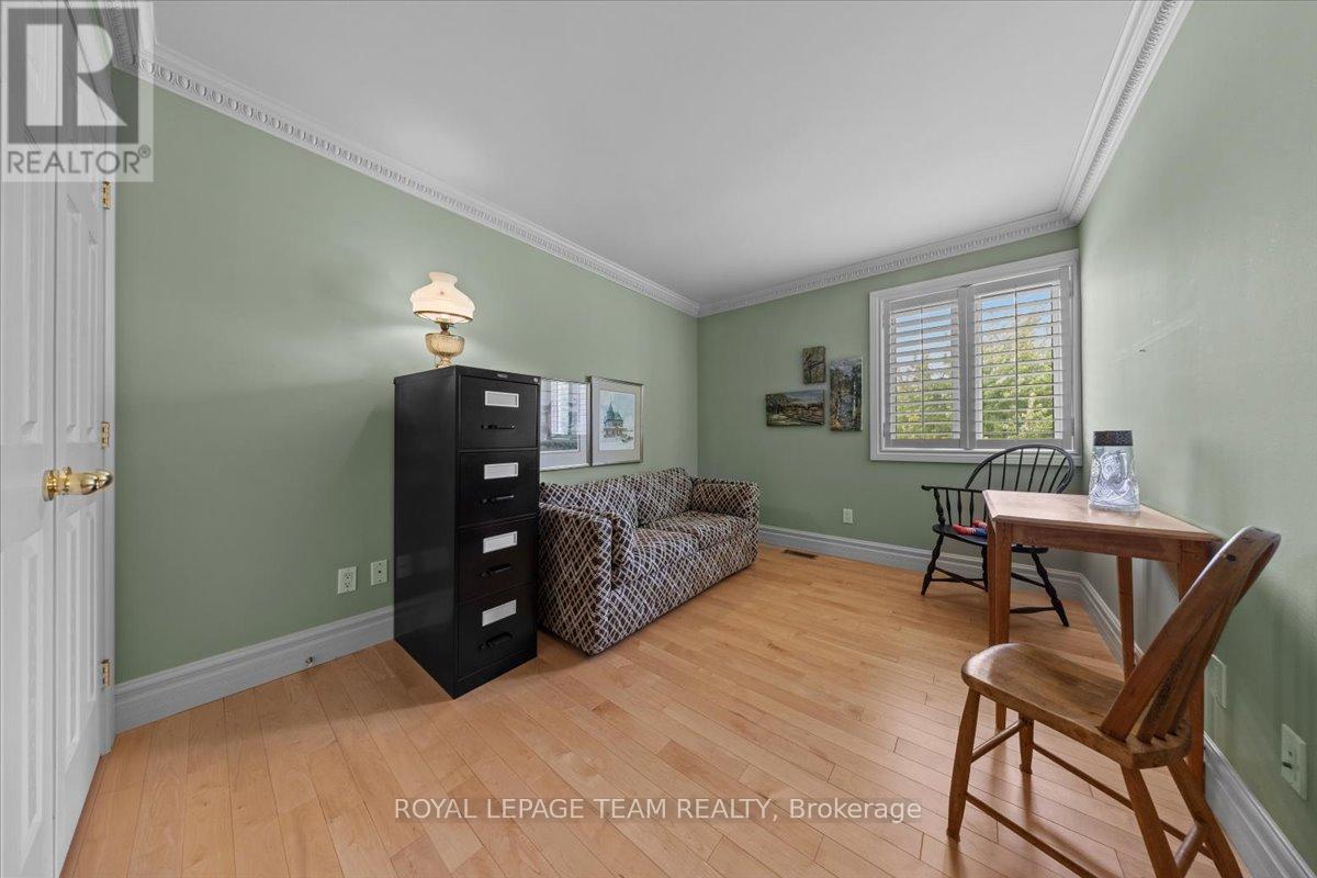 Photo 29 of 14 27 Forsyth Lane, Ottawa ON