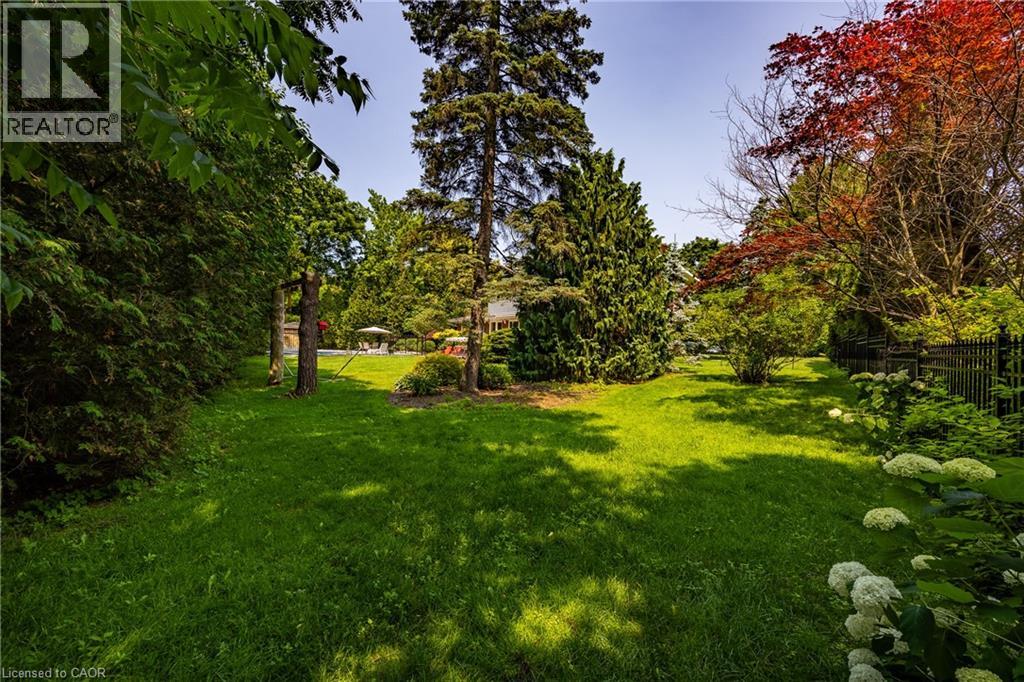 Photo 16 of 6 Summit Circle, Simcoe ON