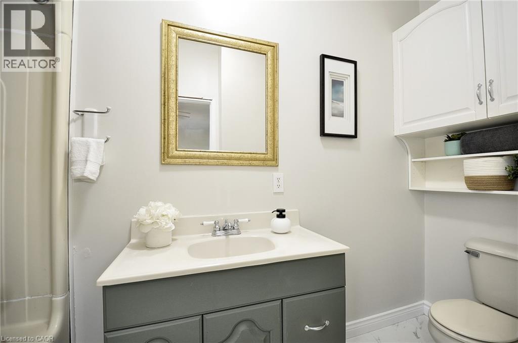 Photo 10 of 1206 Queens Bush Road, Wellesley ON