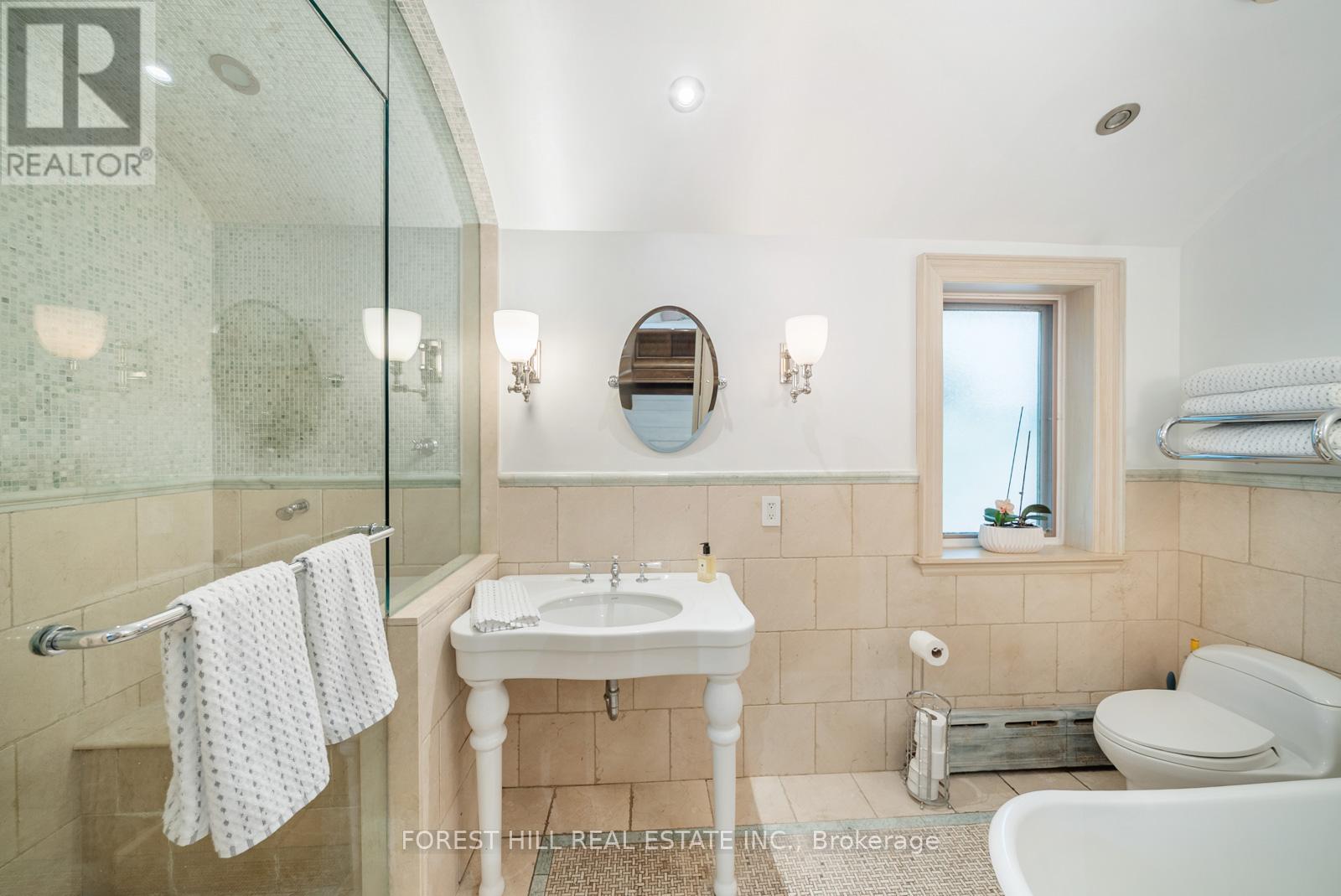 Photo 28 of 39 Ava Road, Toronto ON