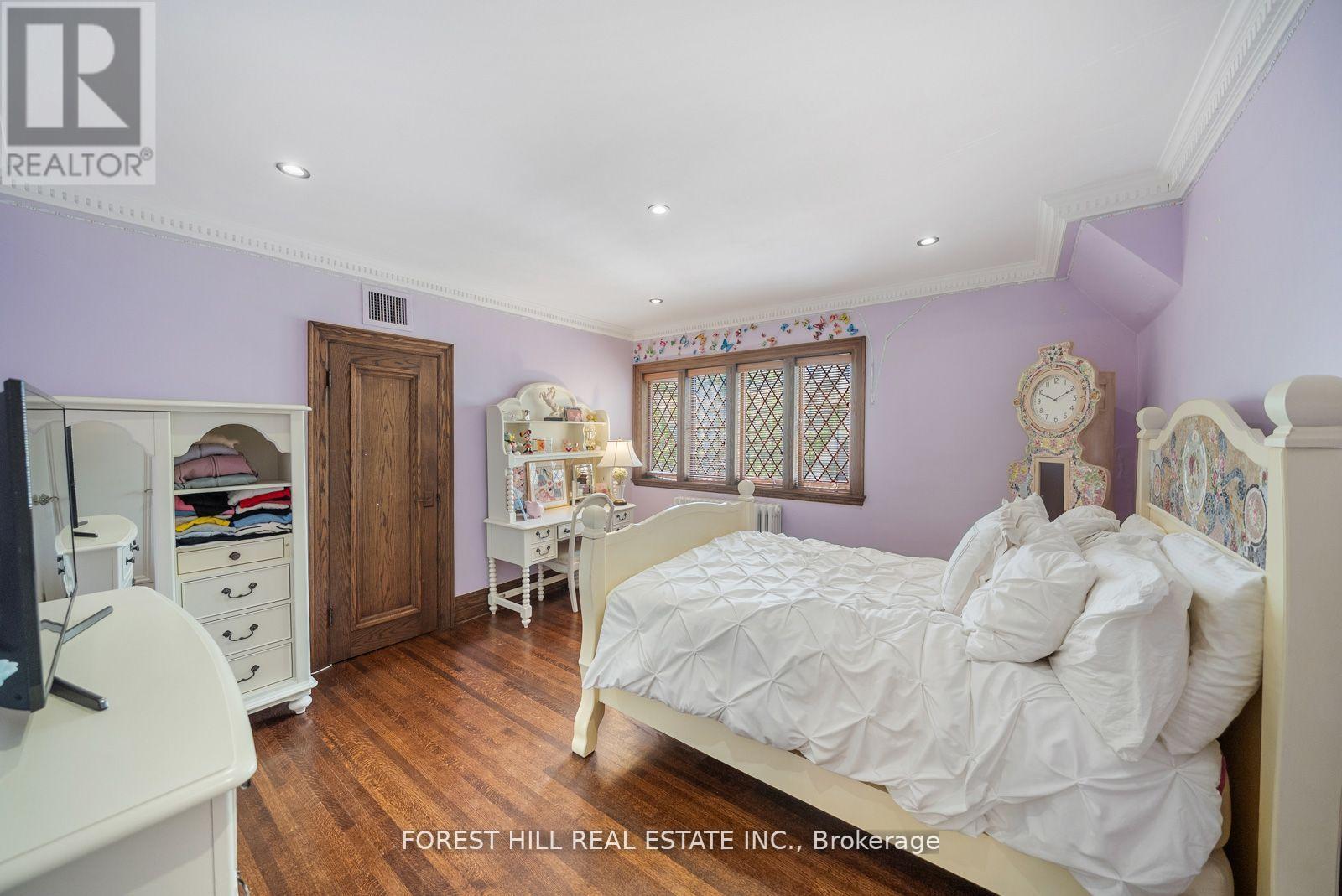 Photo 30 of 39 Ava Road, Toronto ON