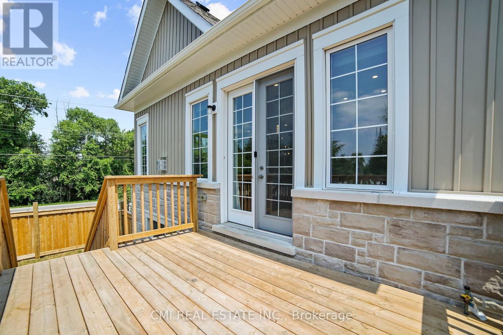 Photo 17 of 3205 Mosley Street, Wasaga Beach ON