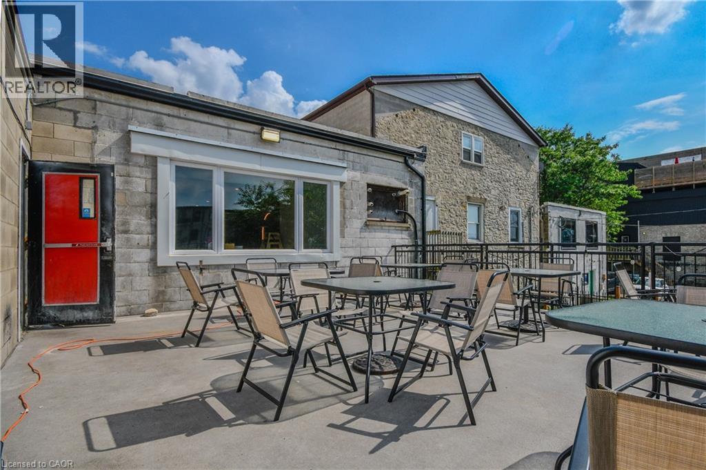 Photo 11 of 35 Queen Street E, Cambridge ON