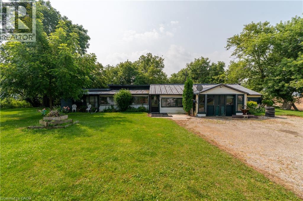 Photo 8 of 1264 Parkinson Road, Woodstock ON