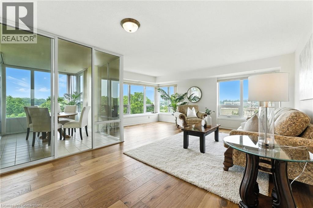 Photo 11 of 237 King Street W Unit 1104, Cambridge ON