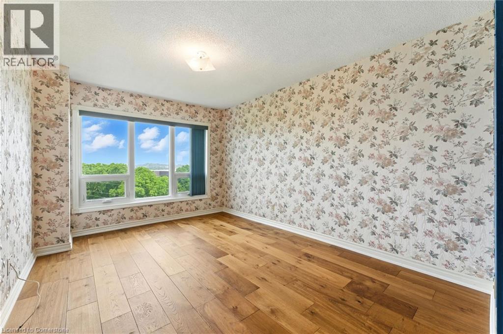 Photo 25 of 237 King Street W Unit 1104, Cambridge ON