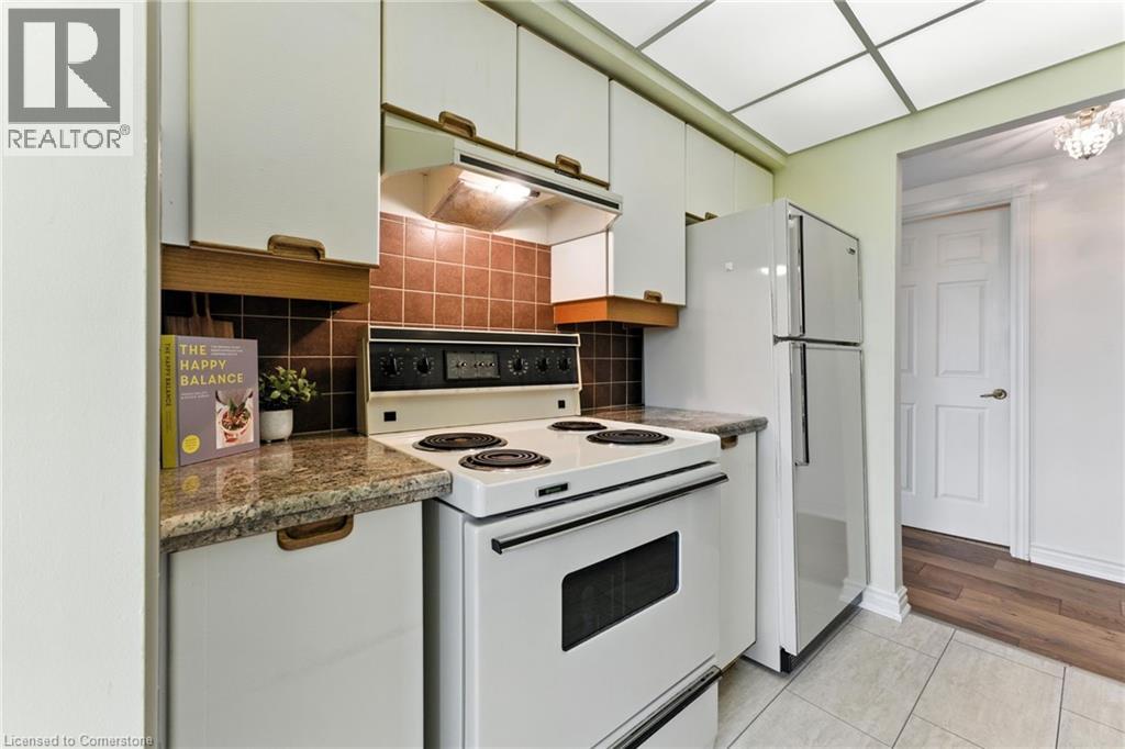 Photo 18 of 237 King Street W Unit 1104, Cambridge ON