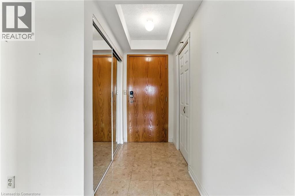 Photo 7 of 237 King Street W Unit 1104, Cambridge ON