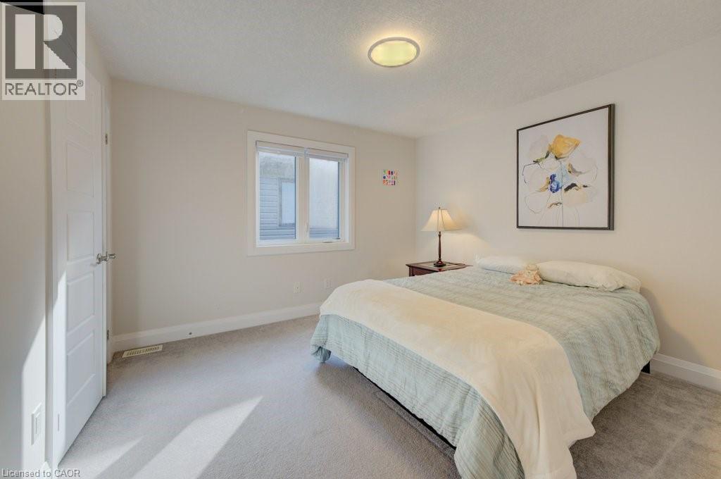 Photo 35 of 43 Greyhawk Street, Kitchener ON