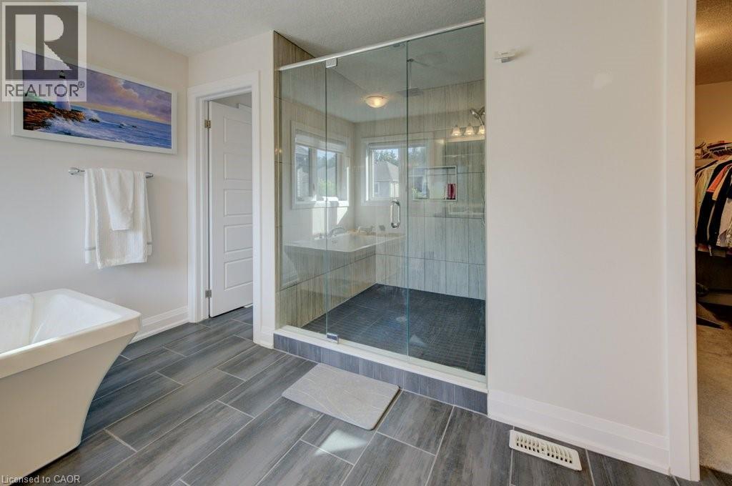 Photo 34 of 43 Greyhawk Street, Kitchener ON
