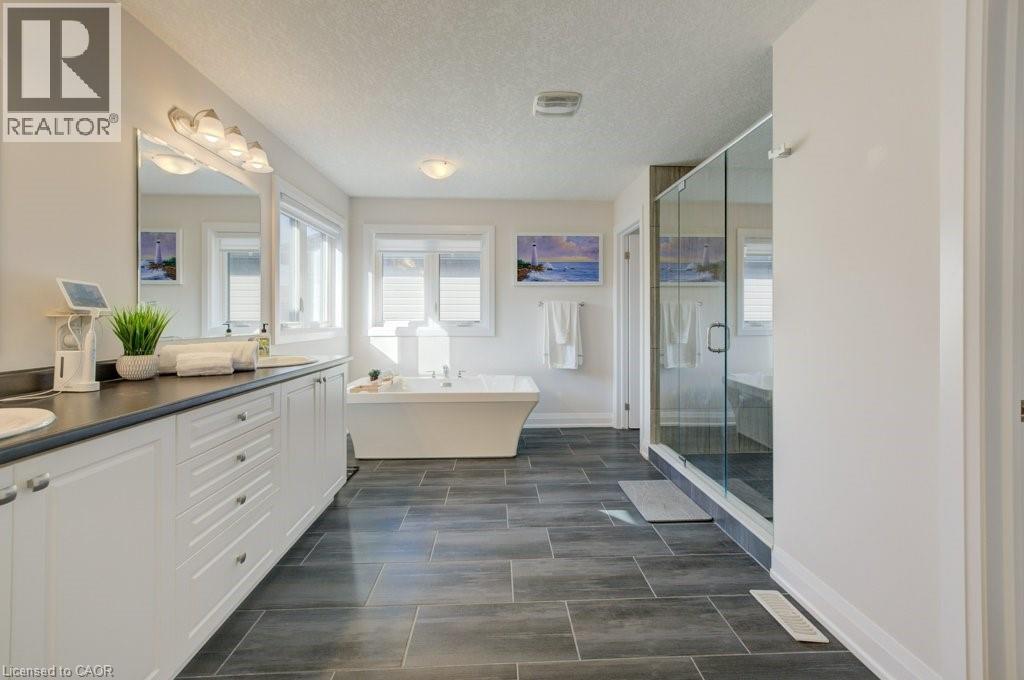 Photo 32 of 43 Greyhawk Street, Kitchener ON