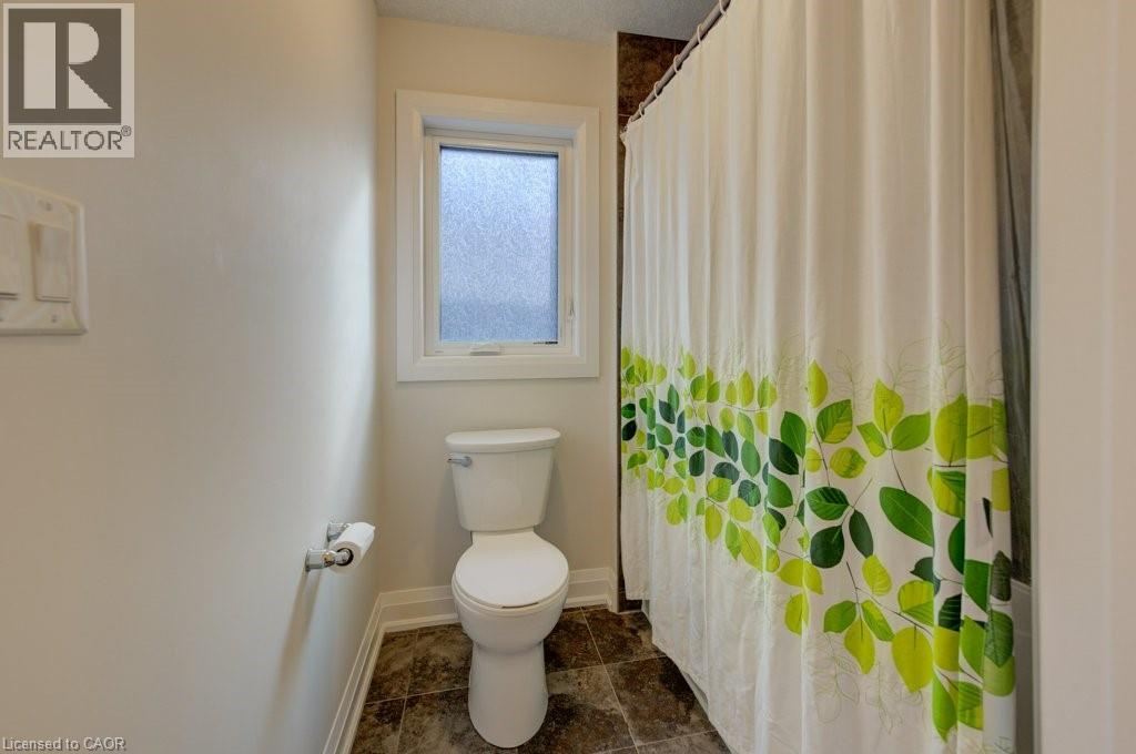 Photo 37 of 43 Greyhawk Street, Kitchener ON