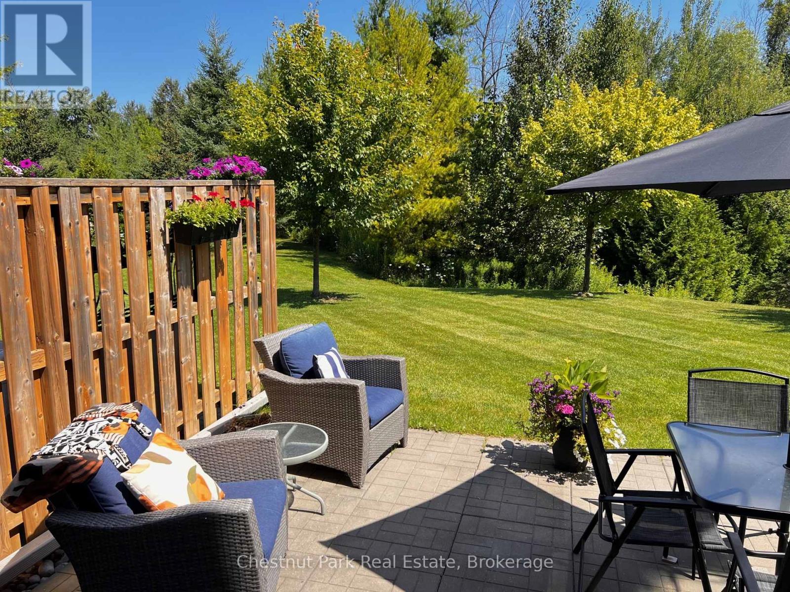 Photo 8 of 27 Conservation Way, Collingwood ON