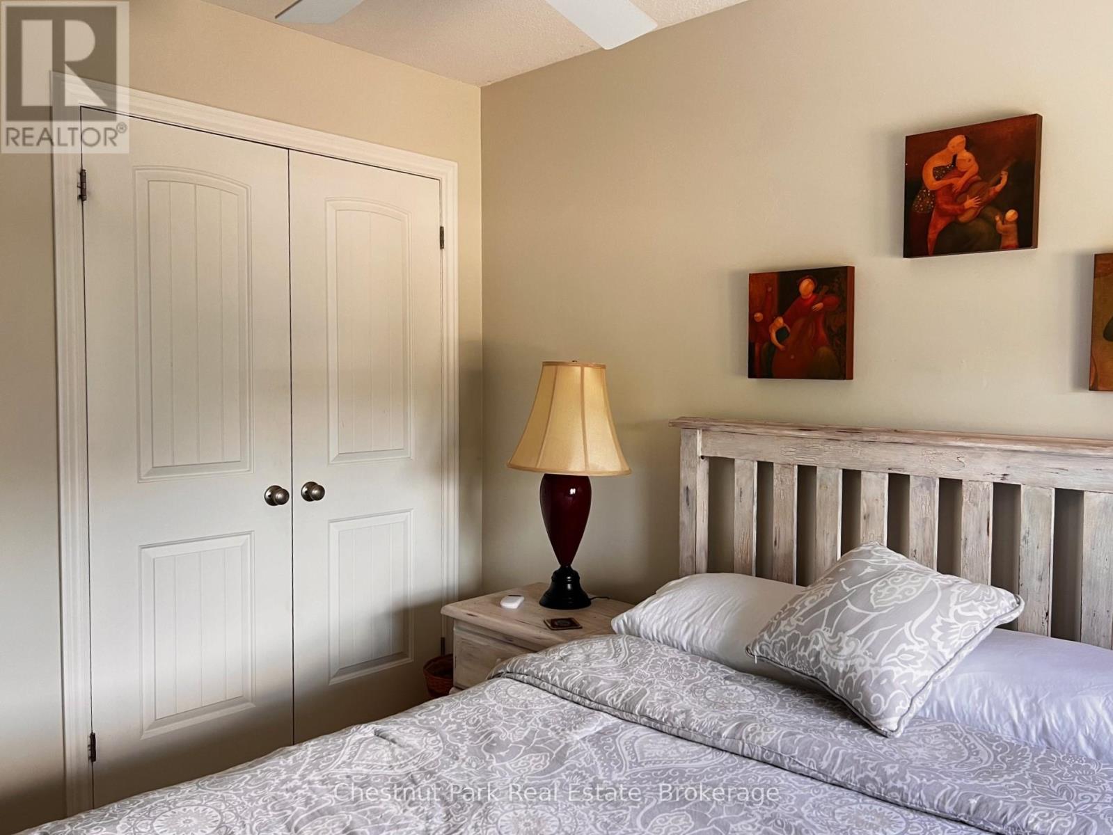 Photo 2 of 27 Conservation Way, Collingwood ON