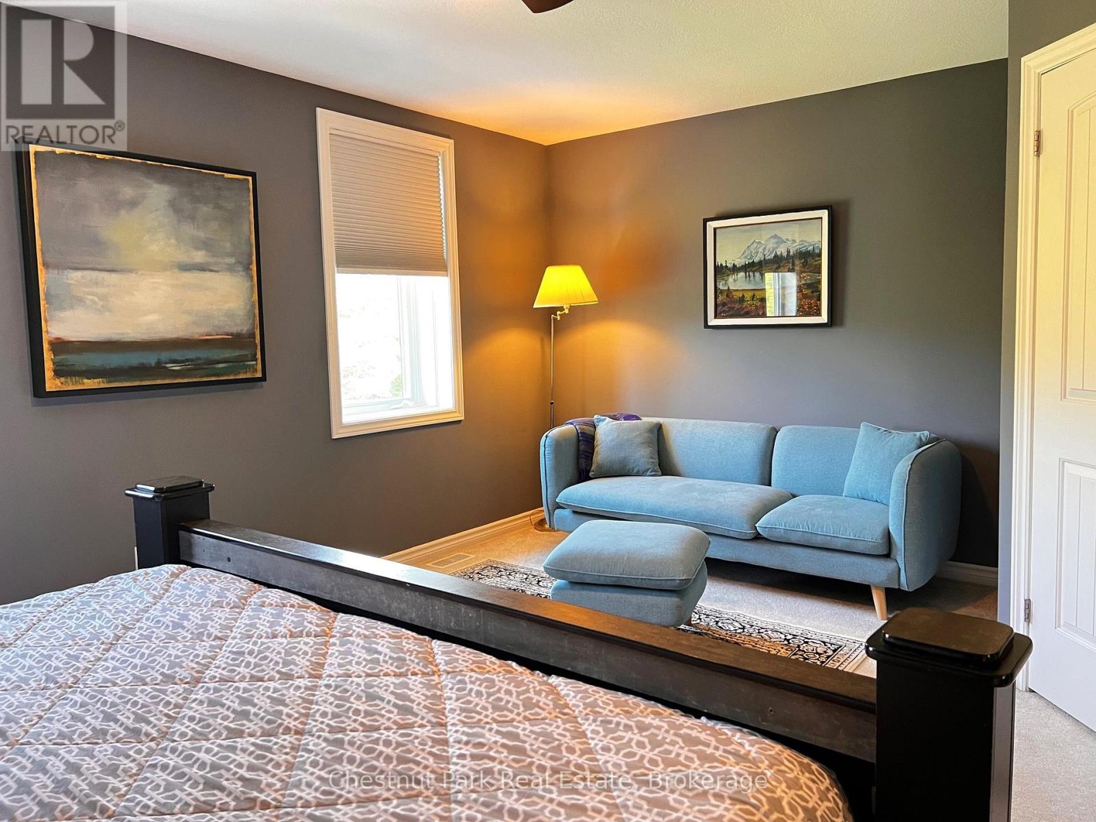 Photo 6 of 27 Conservation Way, Collingwood ON