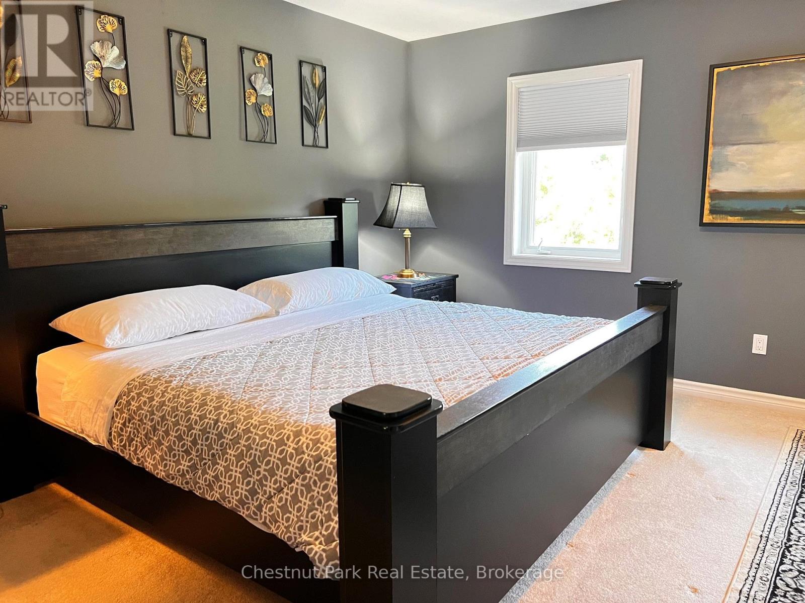 Photo 24 of 27 Conservation Way, Collingwood ON