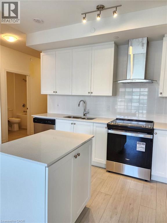 Photo 4 of 55 Duke Street W Unit 1001, Kitchener ON