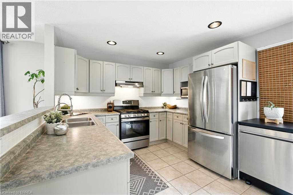 Photo 10 of 63 Court Drive, Paris ON