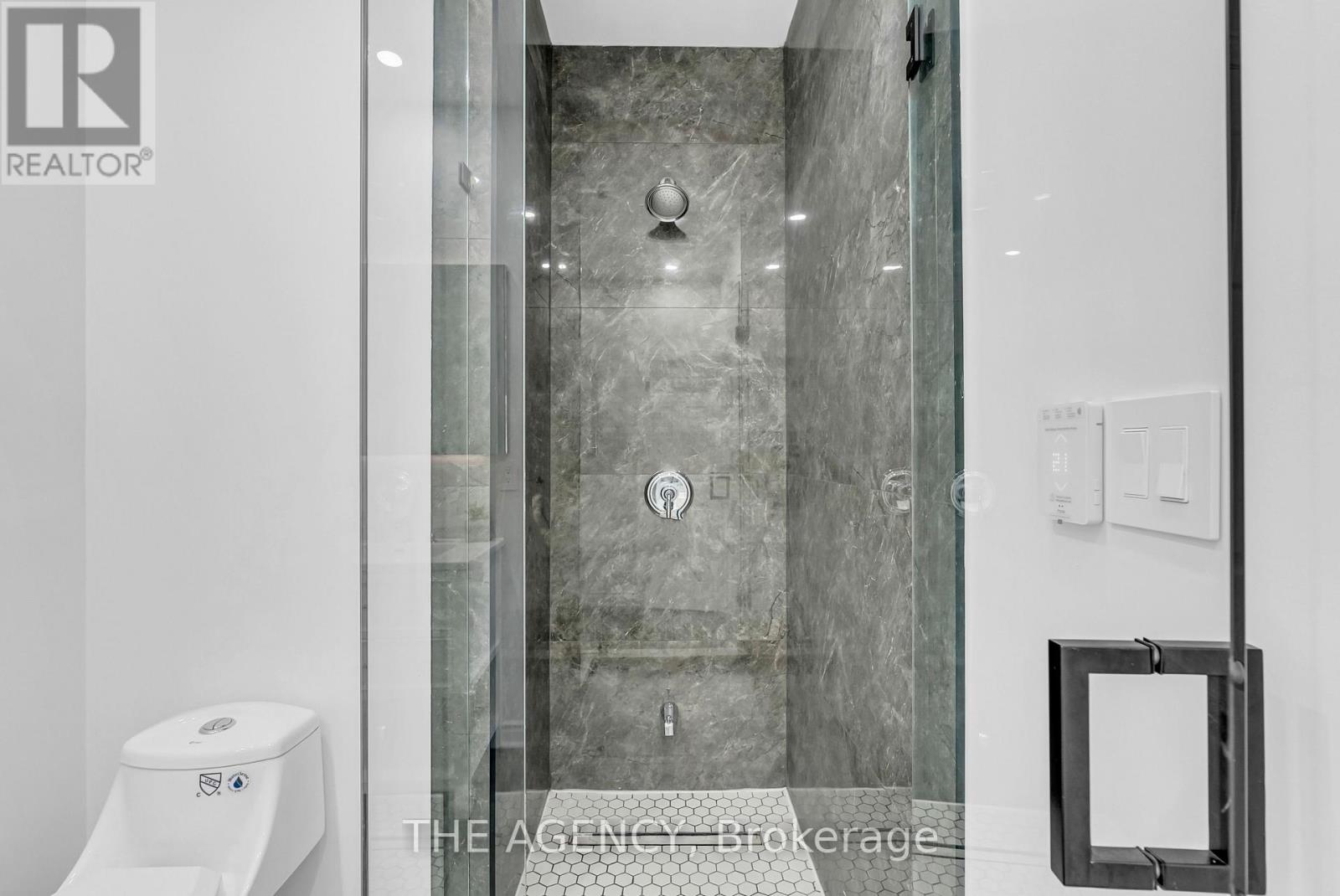 Photo 29 of 13 Waterwide Crescent, Brampton ON
