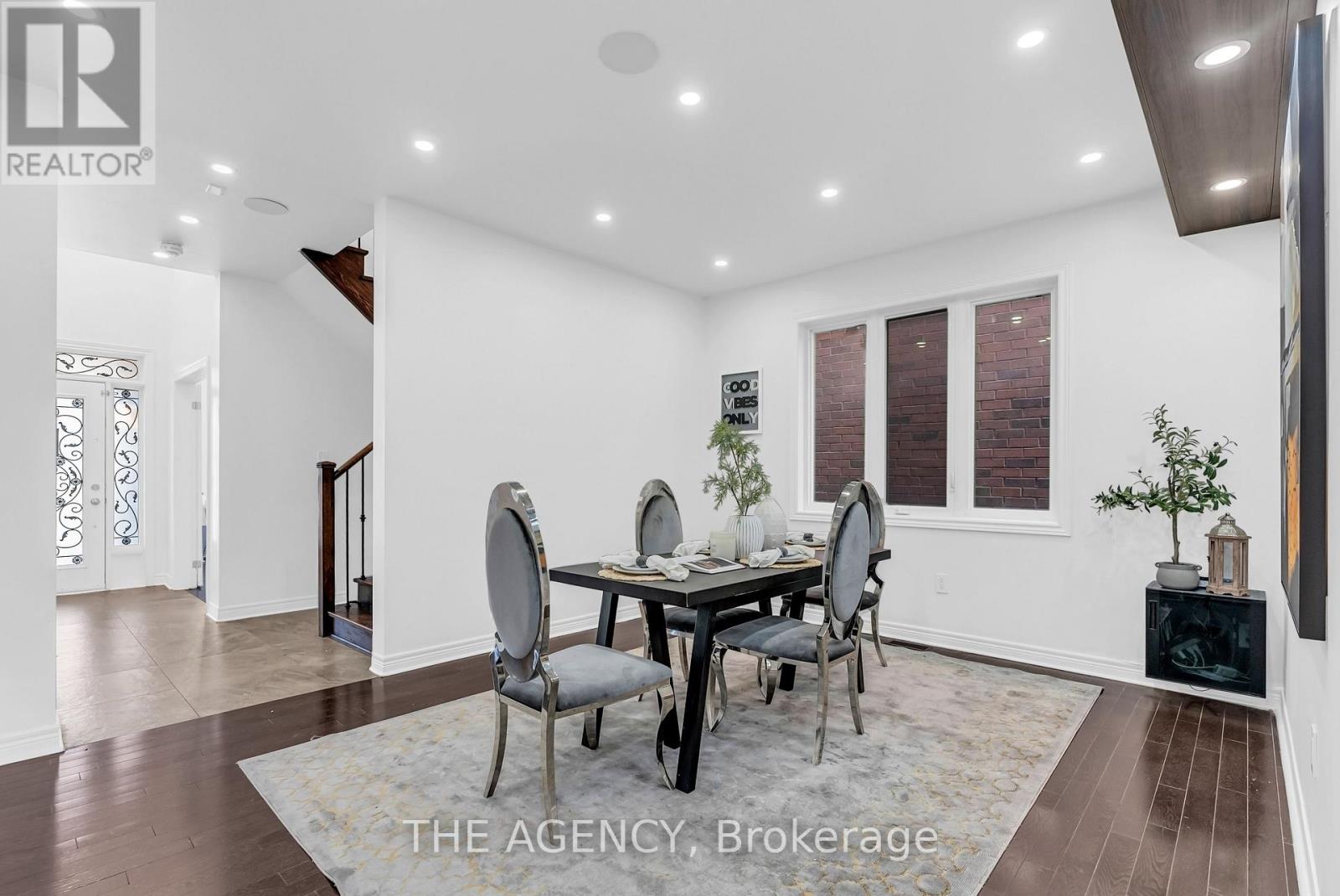 Photo 6 of 13 Waterwide Crescent, Brampton ON