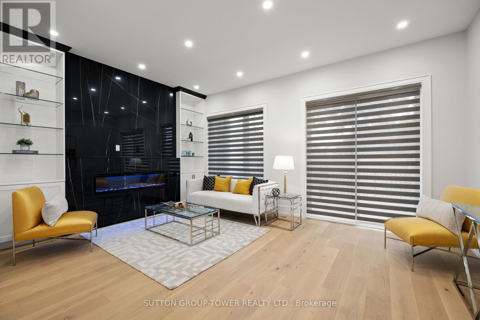 Photo 1 of 48 Silverthorn Avenue, Toronto ON