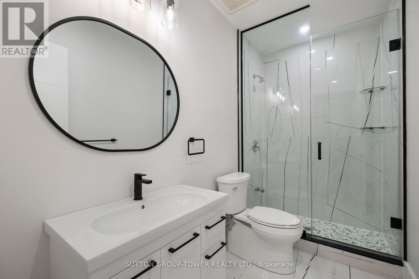 Photo 14 of 48 Silverthorn Avenue, Toronto ON