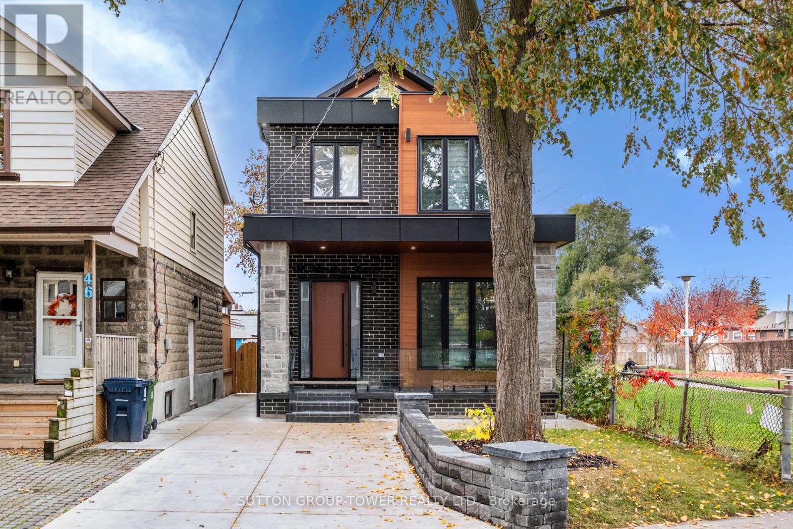 Photo 36 of 48 Silverthorn Avenue, Toronto ON
