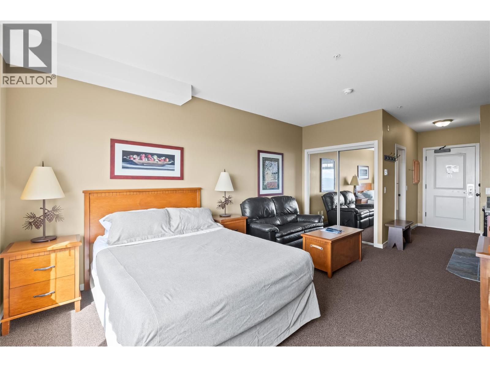 255 Feathertop Way Unit# 308/308A, Big White