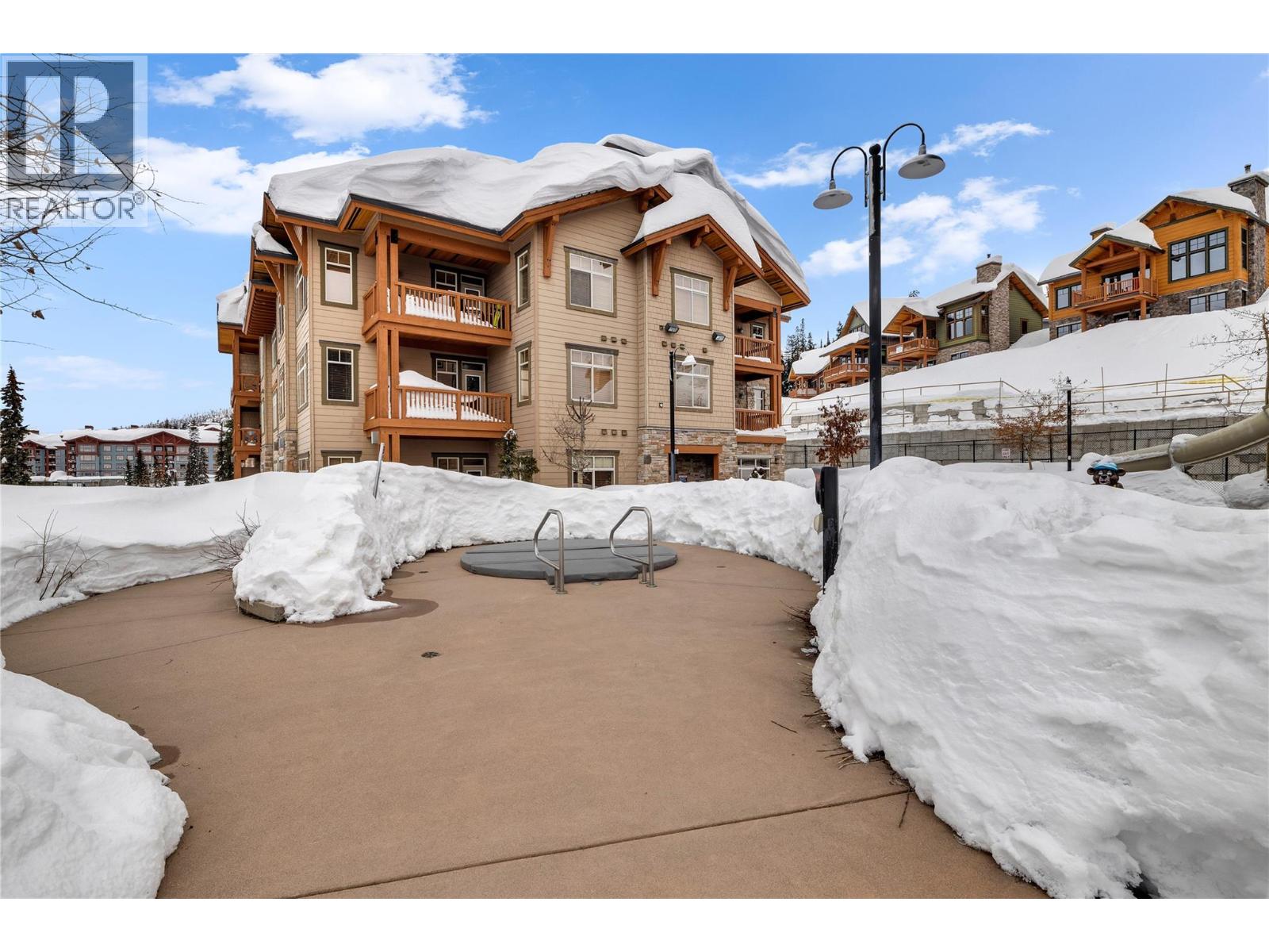 255 Feathertop Way Unit# 308/308A, Big White