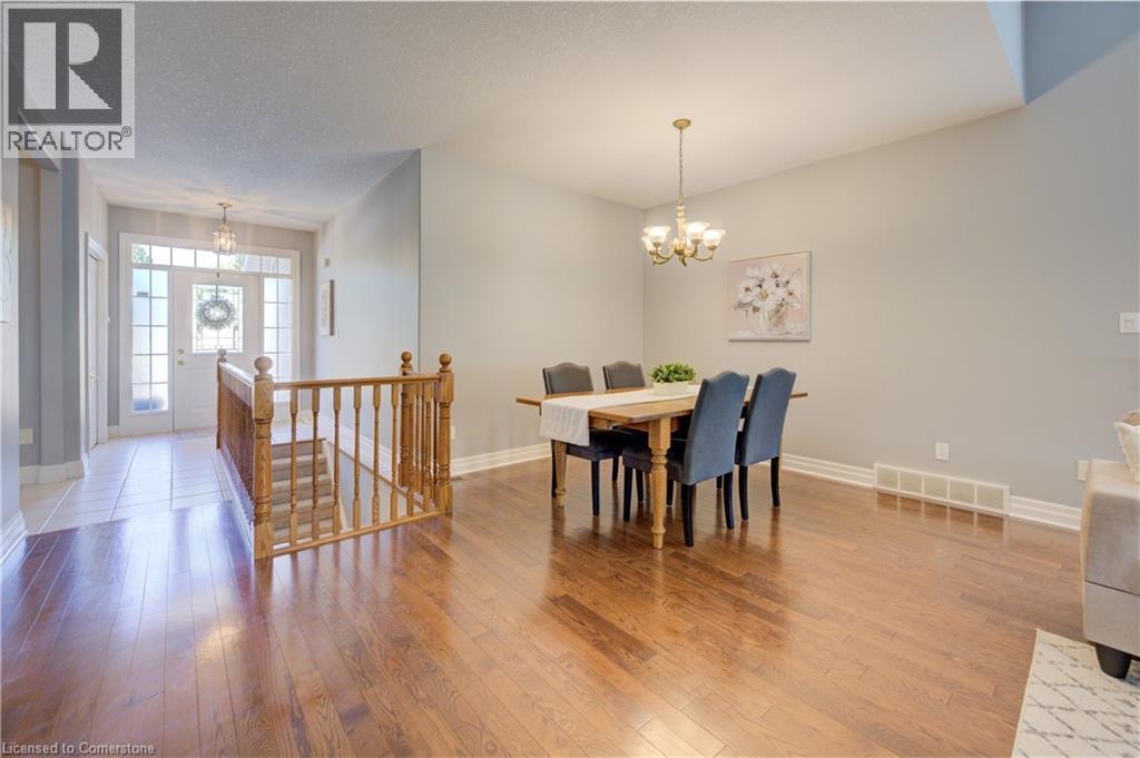 Photo 35 of 59 Devonshire Drive, New Hamburg ON