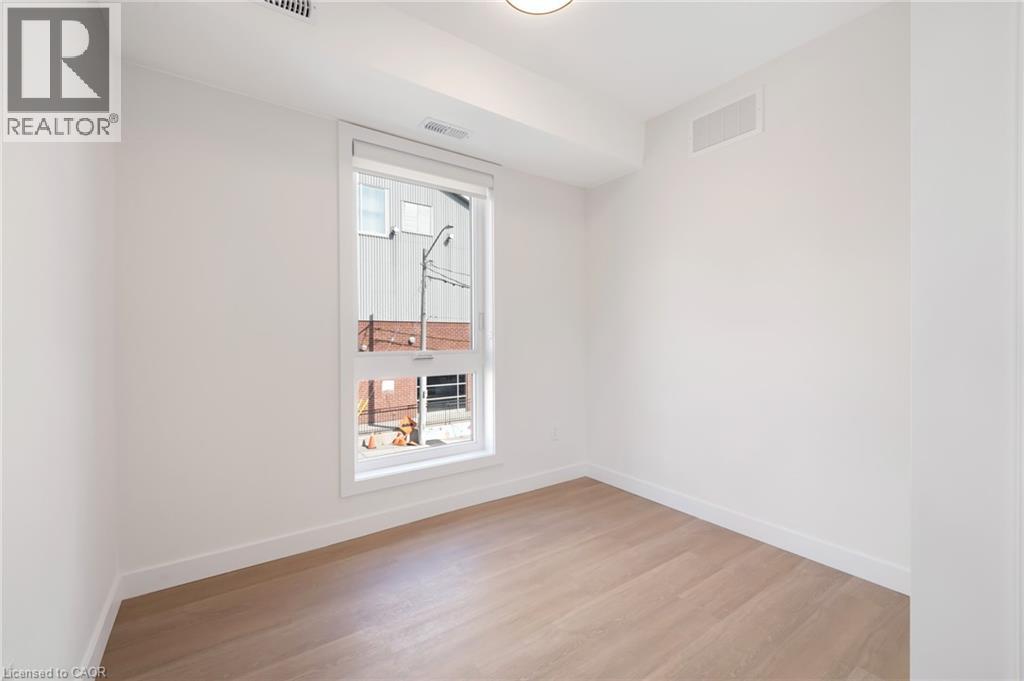 Photo 17 of 15 Cedar Street Unit 1, Kitchener ON