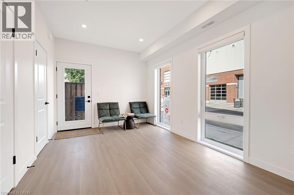 Photo 7 of 15 Cedar Street Unit 1, Kitchener ON
