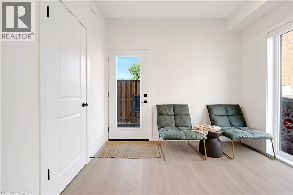Photo 6 of 15 Cedar Street Unit 1, Kitchener ON