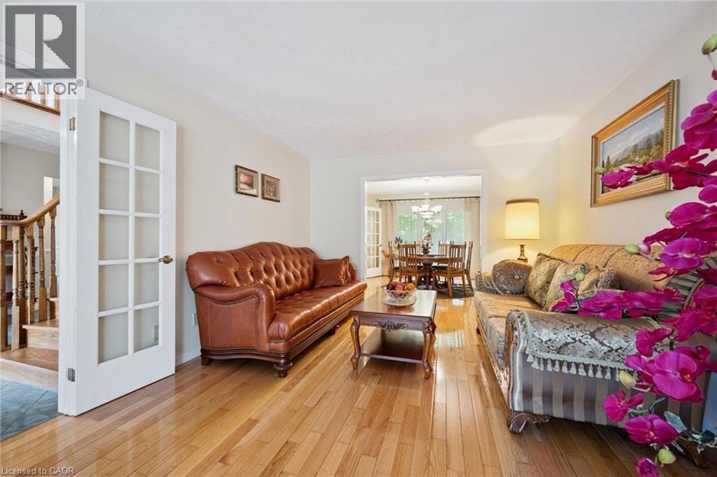 Photo 44 of 576 Royal Beech Drive, Waterloo ON