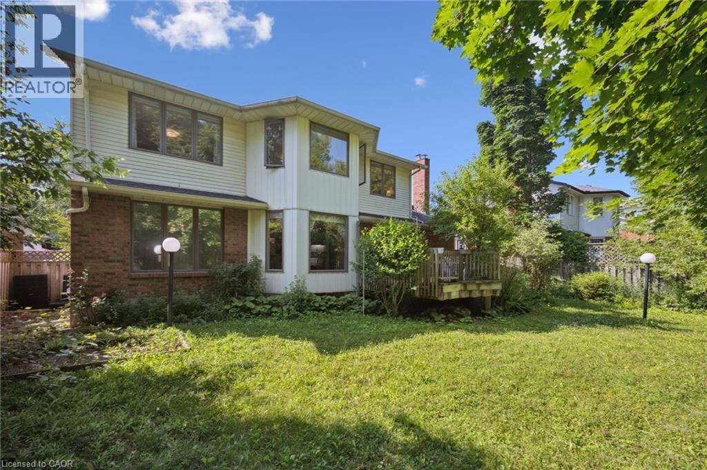 Photo 47 of 576 Royal Beech Drive, Waterloo ON