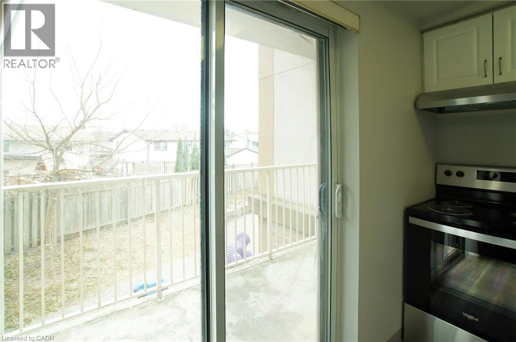 Photo 2 of 593 Strasburg Road Unit 711, Kitchener ON