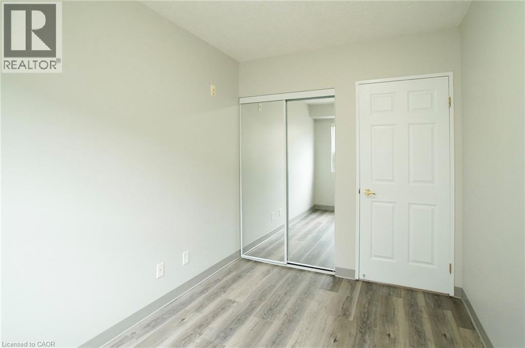 Photo 3 of 593 Strasburg Road Unit 711, Kitchener ON