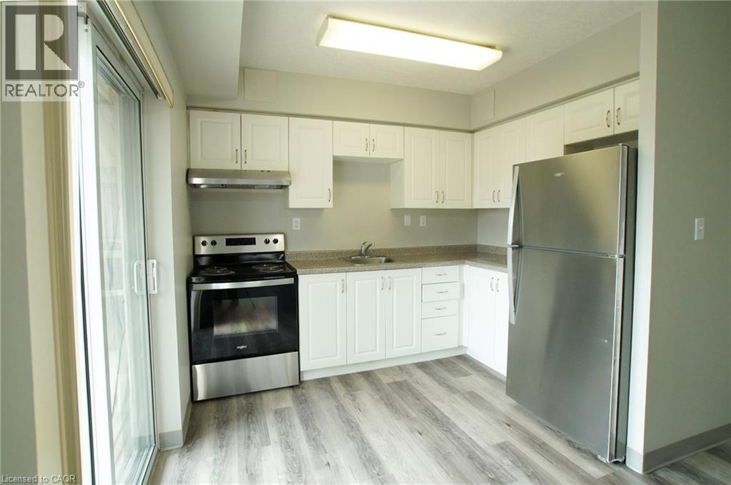 Photo 4 of 593 Strasburg Road Unit 711, Kitchener ON