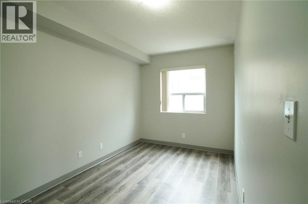 Photo 8 of 593 Strasburg Road Unit 711, Kitchener ON