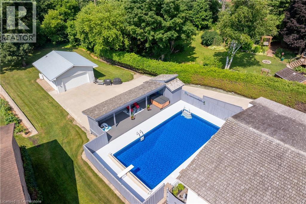 Photo 33 of 4 Colonial Drive, Ayr ON