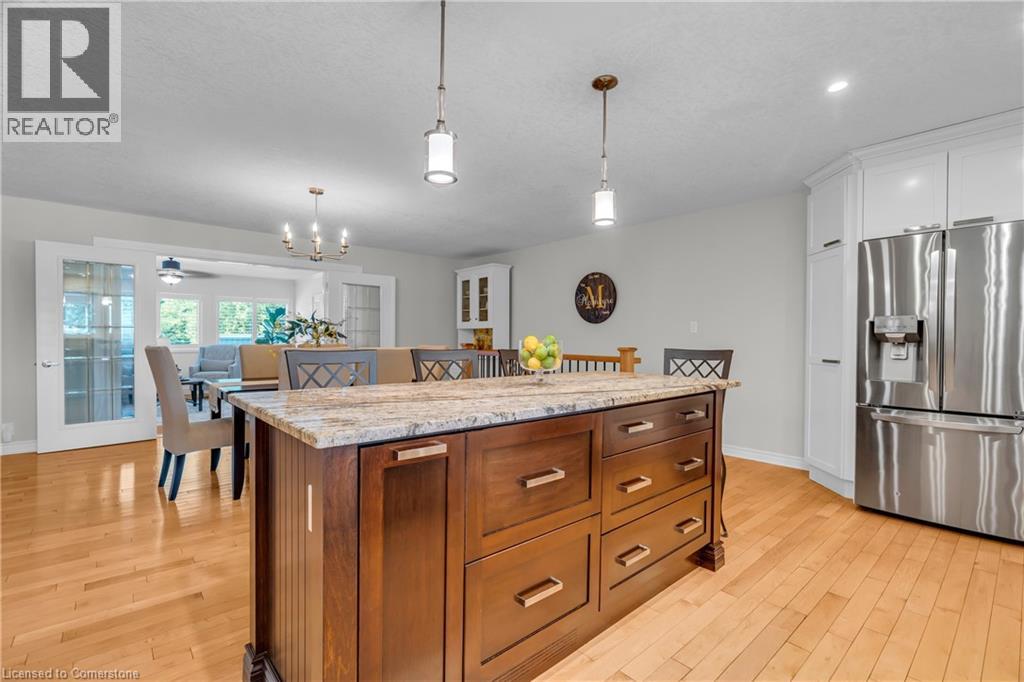 Photo 24 of 4 Colonial Drive, Ayr ON