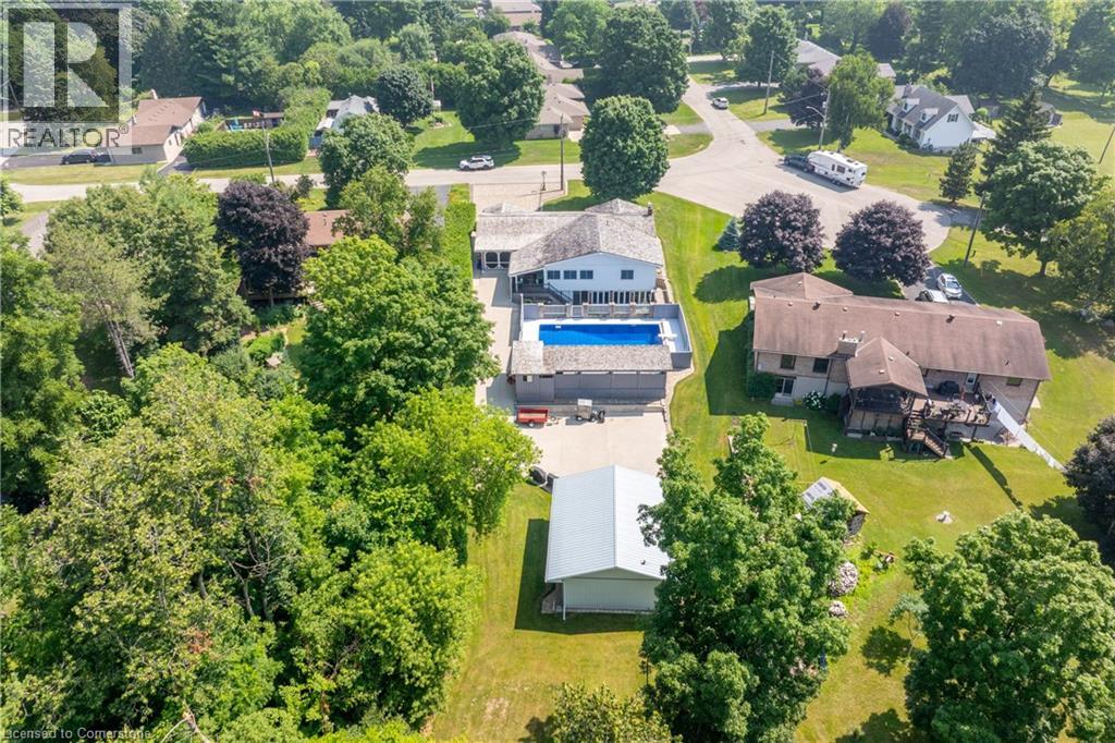 Photo 18 of 4 Colonial Drive, Ayr ON