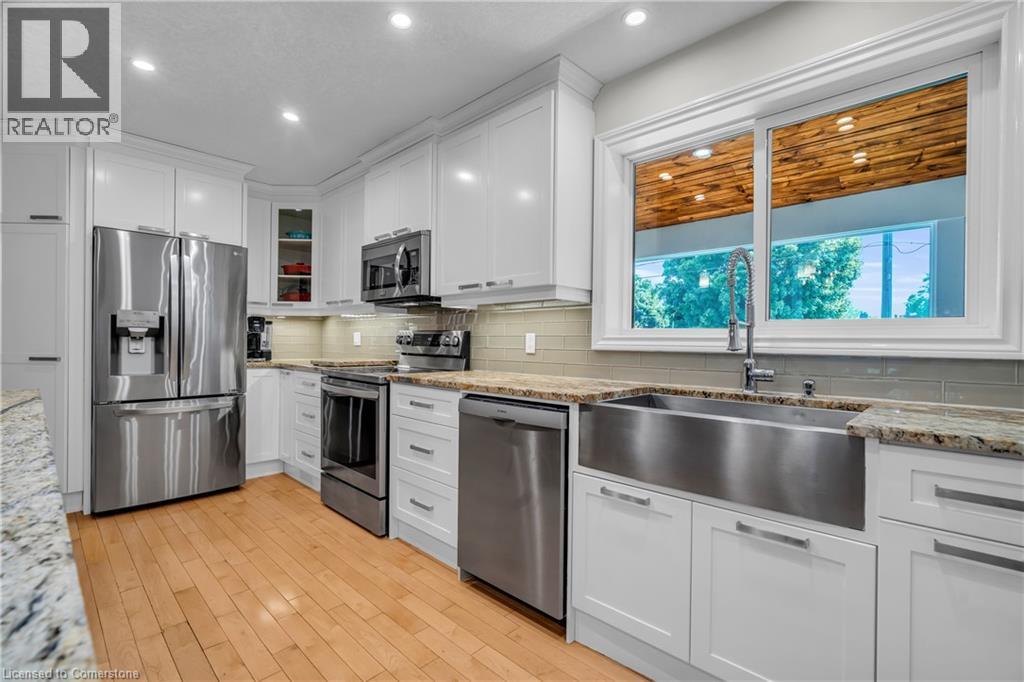 Photo 46 of 4 Colonial Drive, Ayr ON